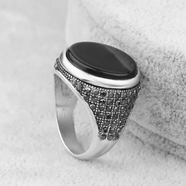 Classy Men Round Signet Pinky Ring