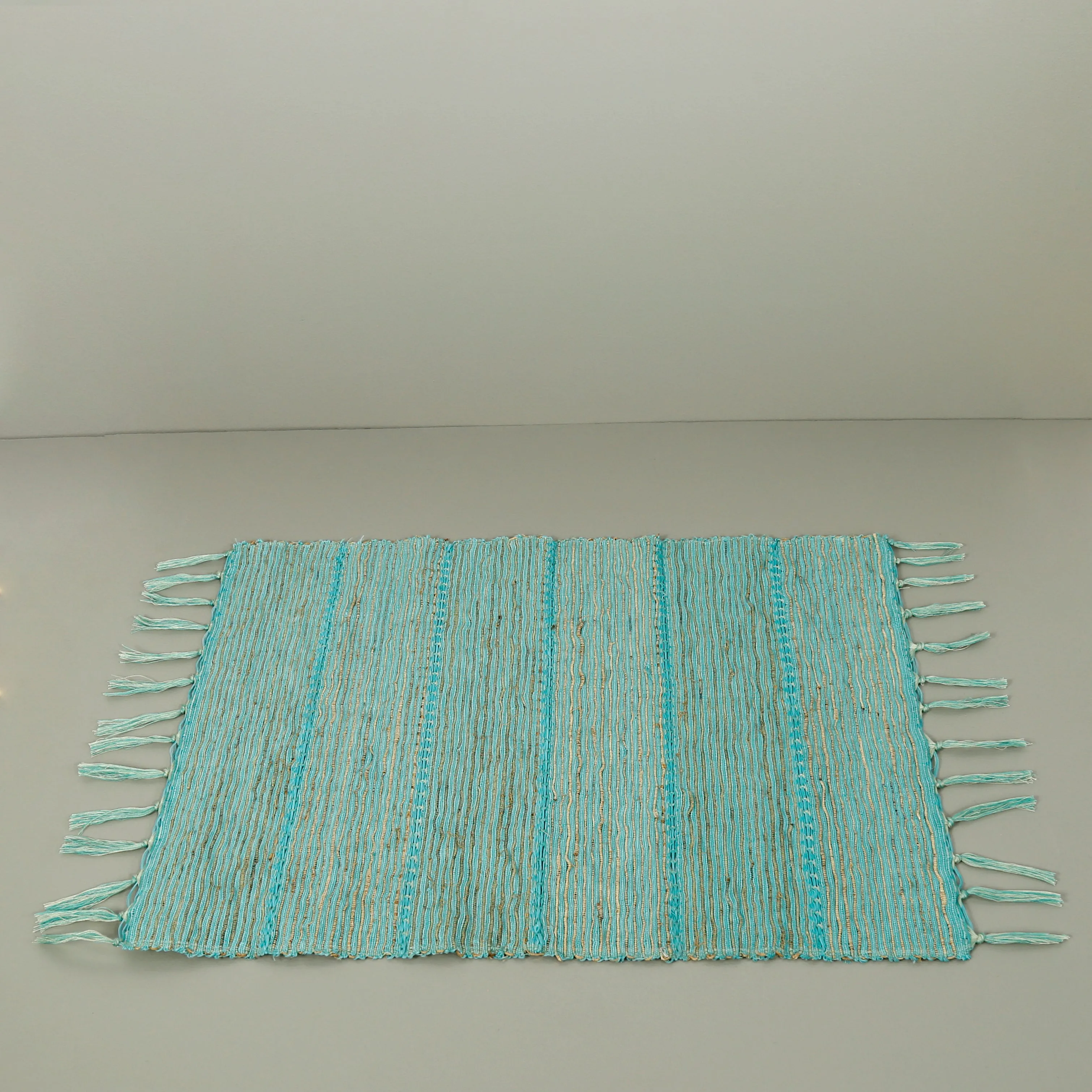 Vetiver Placemat / Aqua Stripes